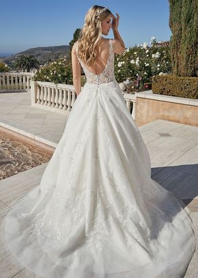 CARLY, Casablanca Bridal