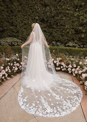 CAYDEN, Casablanca Bridal