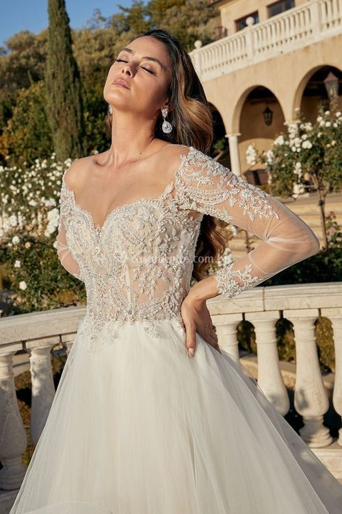 ELLEN, Casablanca Bridal