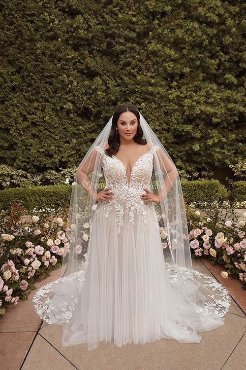 LENA, Casablanca Bridal