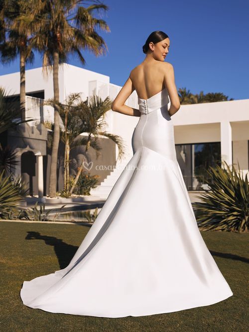 anita, Pronovias