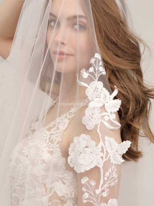 9850, Allure Bridals