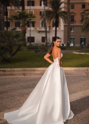 23-111, Berta Bridal