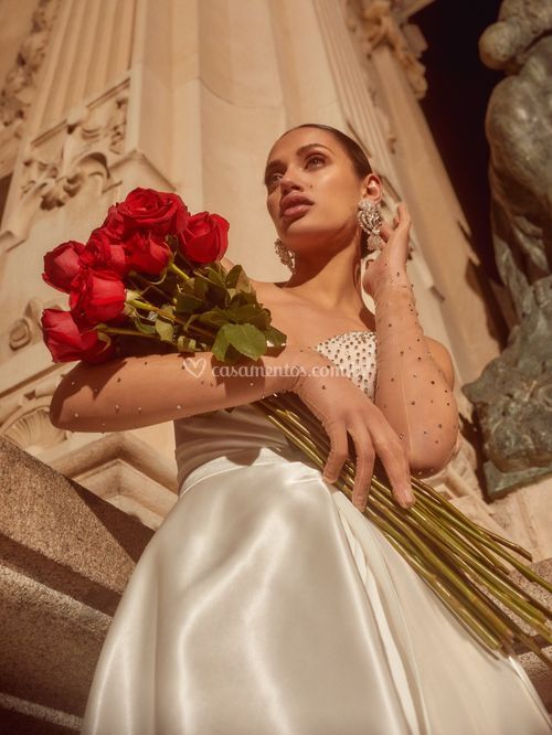 LUNA, Galia Lahav