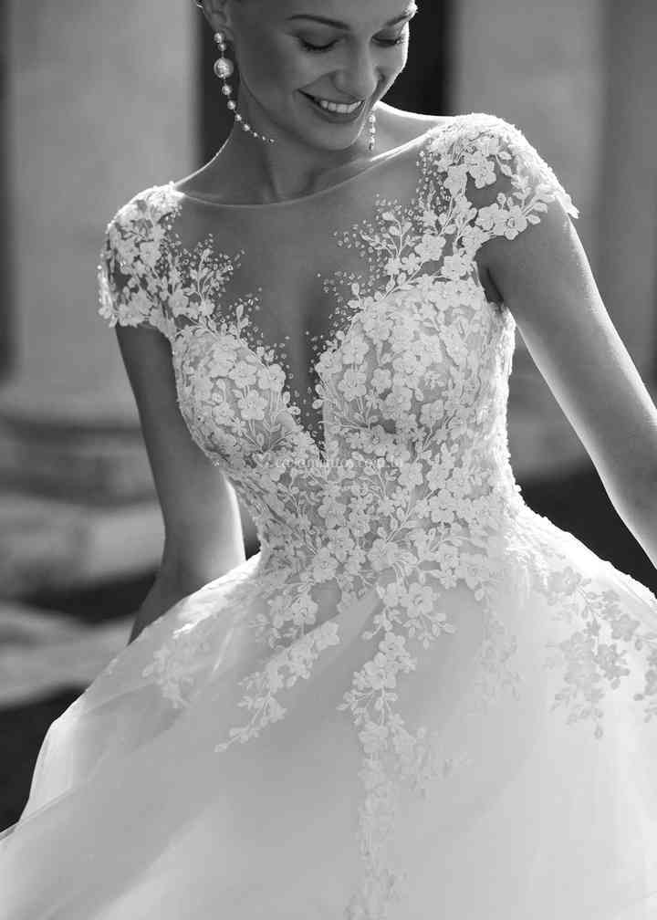 68+ Ideias de Vestido de Noiva Modelo Princesa – Magazine Feminina   Vestidos de noiva princesa, Vestidos de noiva estilo princesa, Vestidos de casamento  princesa