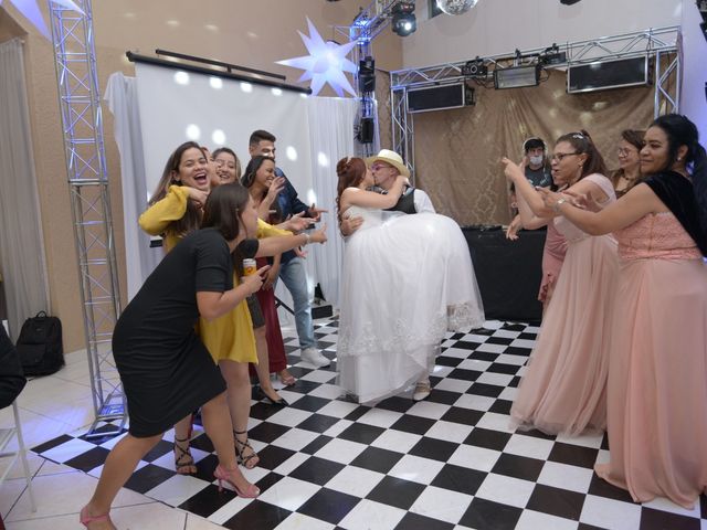 O casamento de Jean e Isabella  em Guarulhos, São Paulo 27