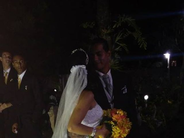 O casamento de Alex e Sabrina em Macaé, Rio de Janeiro 14
