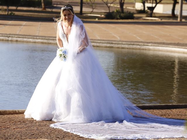 O casamento de Iris e Iolanda em Samambaia, Distrito Federal 19