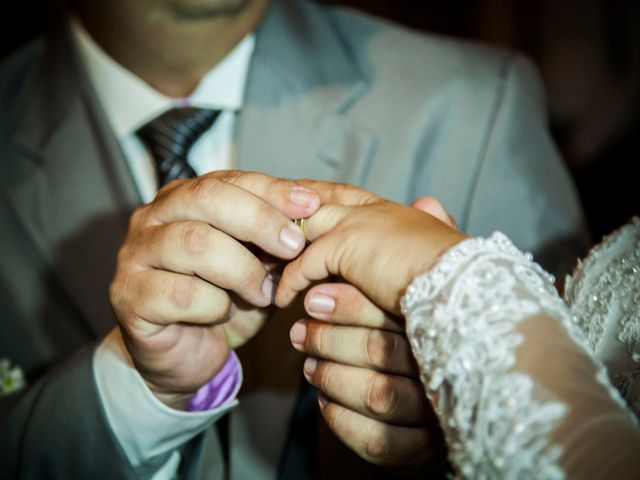 O casamento de Odirlei e Daniele em Caraguatatuba, São Paulo Estado 13