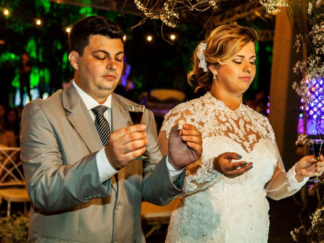 O casamento de Odirlei e Daniele em Caraguatatuba, São Paulo Estado 17