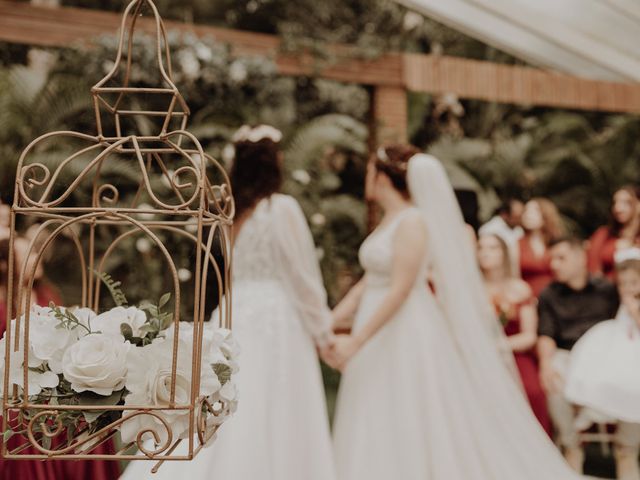 O casamento de Clara e Beatriz em Embu, São Paulo 11