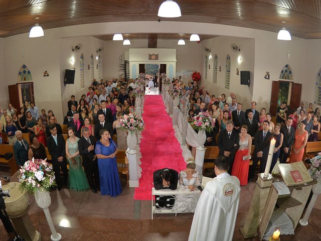 O casamento de Lucas e Fran em Tejupá, São Paulo Estado 22