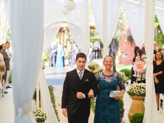 O casamento de Rafael e Stefani em Santa Isabel, São Paulo Estado 13