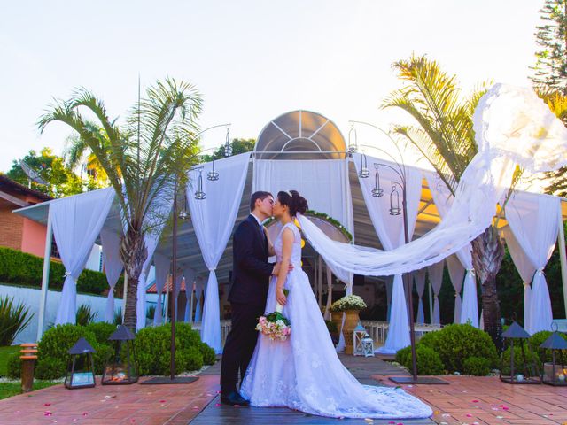 O casamento de Rafael e Stefani em Santa Isabel, São Paulo Estado 22