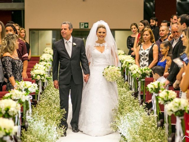 O casamento de Thiago e Diandra  em Maringá, Paraná 9