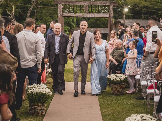 O casamento de Rodrigo e Maila em Viamão, Rio Grande do Sul 14