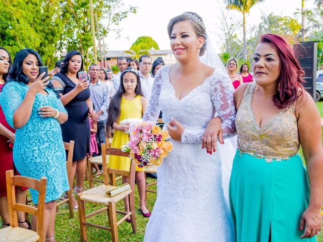 O casamento de Thabita e Edson em Santa Maria, Distrito Federal 26