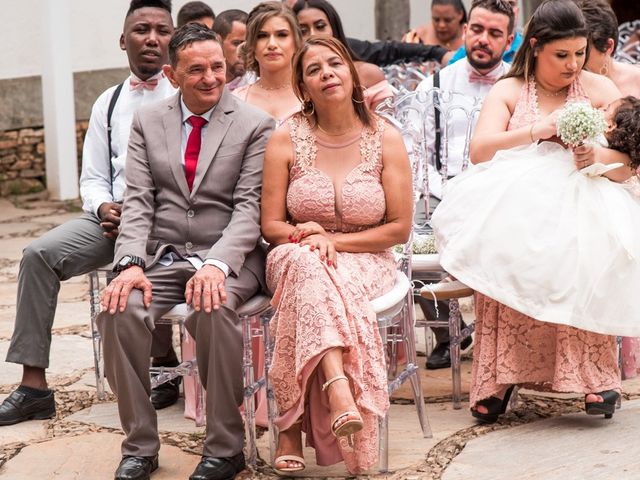 O casamento de Rafael e Jéssica em Belo Horizonte, Minas Gerais 35