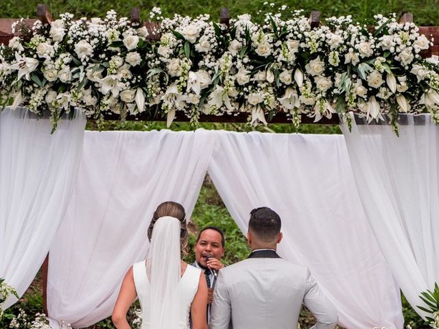 O casamento de Rafael e Jéssica em Belo Horizonte, Minas Gerais 37