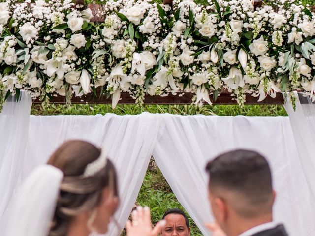 O casamento de Rafael e Jéssica em Belo Horizonte, Minas Gerais 41