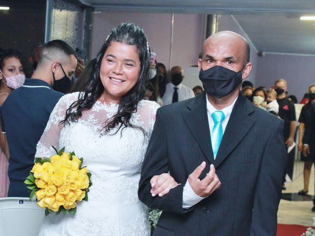 O casamento de Adilson e Liozana em Carapicuíba, São Paulo Estado 6