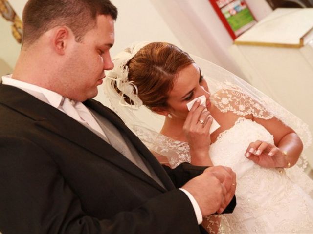 O casamento de Fernanda e Thiago em Cabo Frio, Rio de Janeiro 24