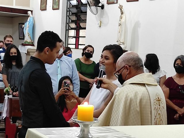 O casamento de Maurício e Carina em Motuca, São Paulo Estado 10