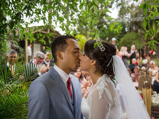 O casamento de Vinicius e Mayara em Cotia, São Paulo Estado 2