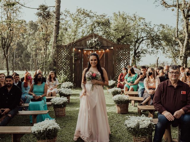 O casamento de Lanna e Cristian em Nova Santa Rita, Rio Grande do Sul 16