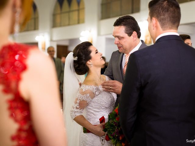 O casamento de Gustavo e Thaís em Curitiba, Paraná 29
