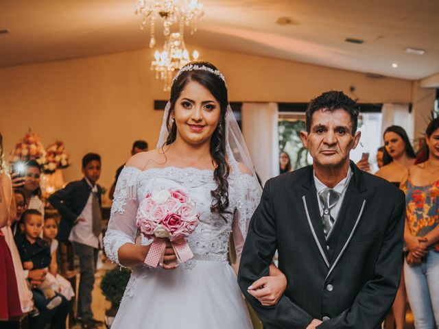 O casamento de Marcelo e Raquel em Barueri, São Paulo 28