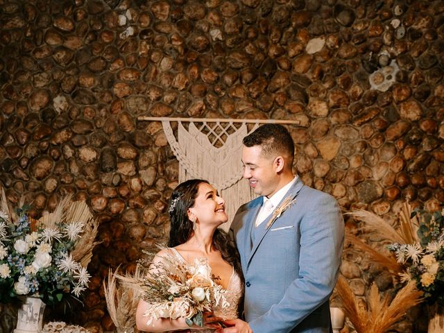 O casamento de Yuri Santos e Larissa Santos em Cabo Frio, Rio de Janeiro 34
