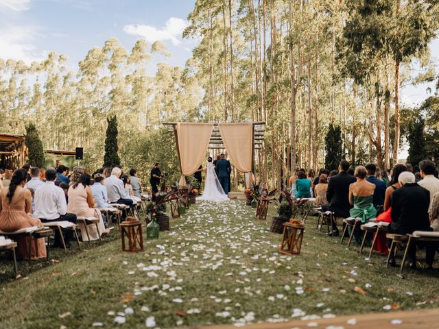 O casamento de Eduardo e Larrisa em Curitiba, Paraná 42