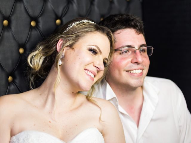O casamento de Rodrigo e Caroline em Curitiba, Paraná 16