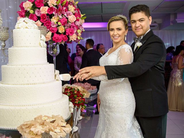 O casamento de Fernando e Telene em Belo Horizonte, Minas Gerais 17