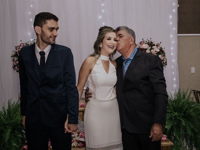 O casamento de Victor Augusto e Nayara Silva em Goiânia, Goiás 33