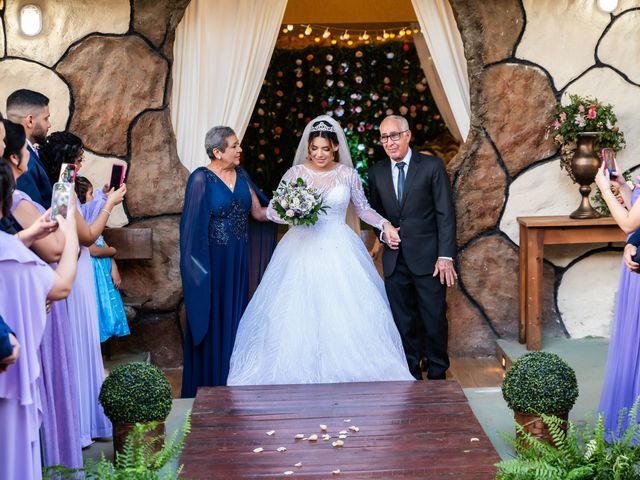 O casamento de Asafh e Fernanda em Goiânia, Goiás 86