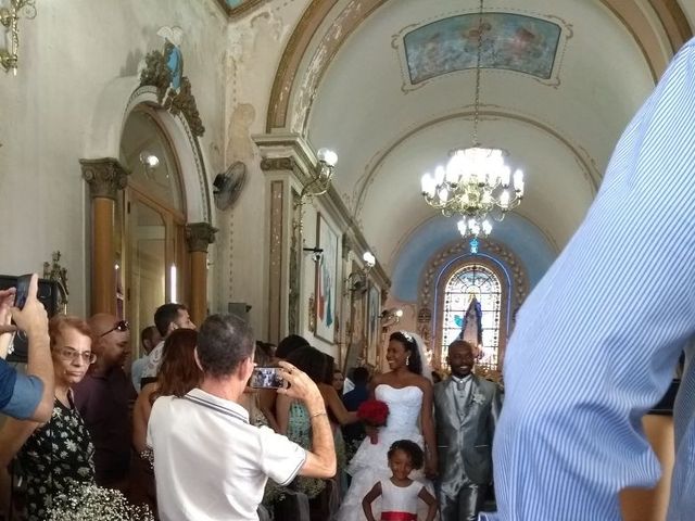 O casamento de Alessandro e Roberta em Niterói, Rio de Janeiro 16