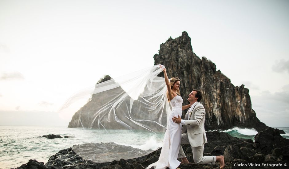 O casamento de Serginho e Juju em Fernando de Noronha, Pernambuco