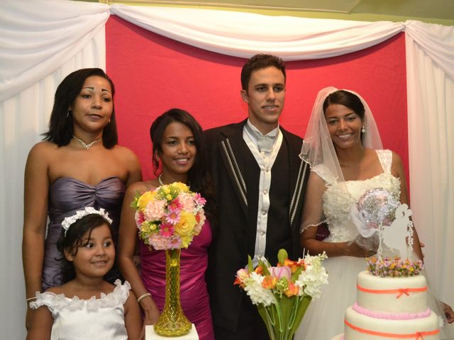 O casamento de RAPHAEL e JULIANA em São Pedro da Aldeia, Rio de Janeiro 46