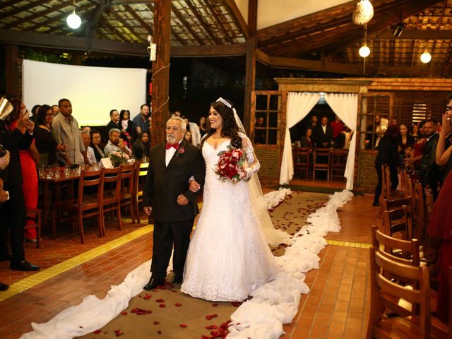 O casamento de Warley e Micaelle em Betim, Minas Gerais 48