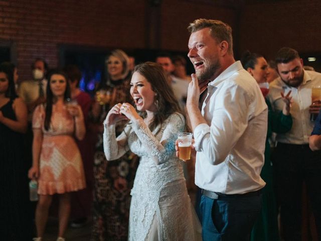 O casamento de Carlos e Bianca em Barra Velha, Santa Catarina 10