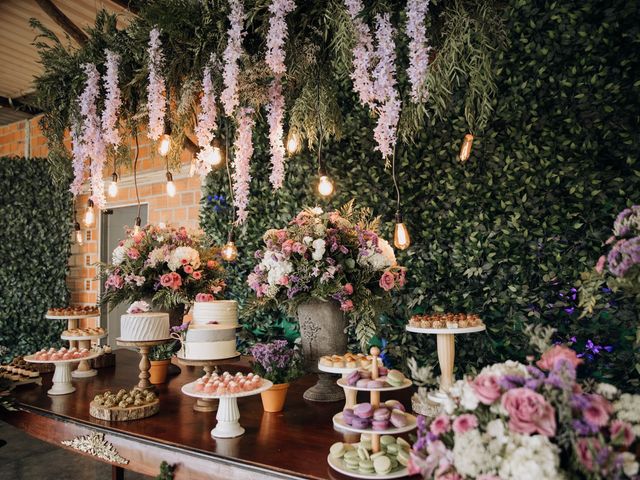 O casamento de Isabella e Sebastian em Curitiba, Paraná 6