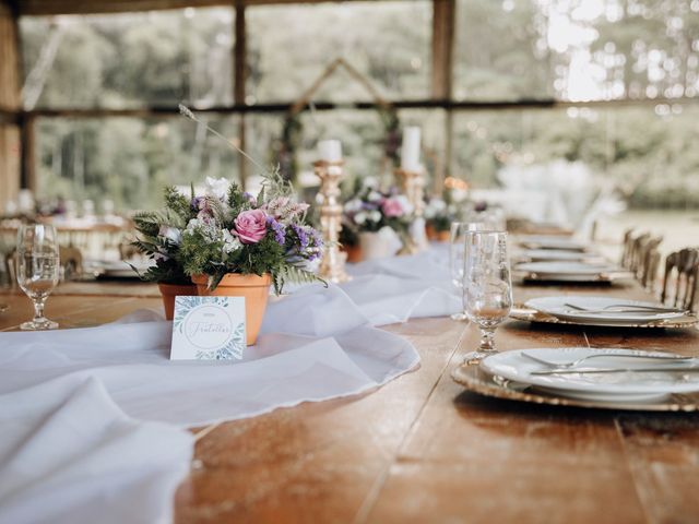 O casamento de Isabella e Sebastian em Curitiba, Paraná 12