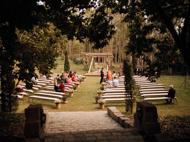 O casamento de Isabella e Sebastian em Curitiba, Paraná 24