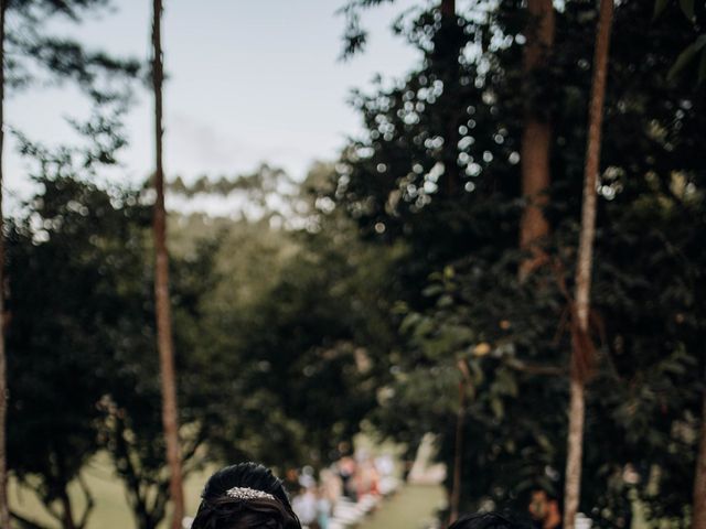 O casamento de Isabella e Sebastian em Curitiba, Paraná 41