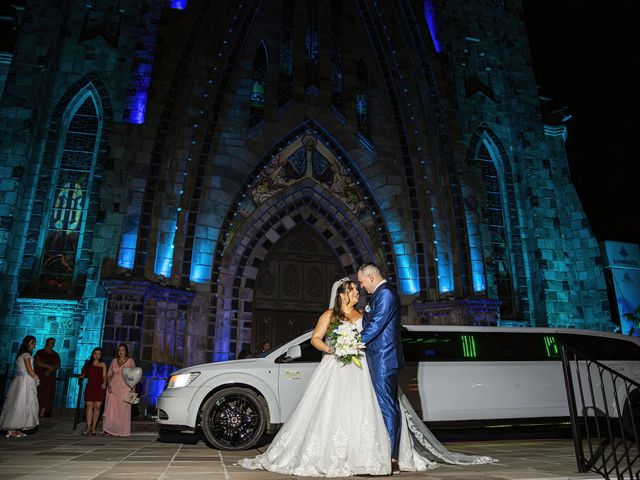 O casamento de Rafael e Josi em Canela, Rio Grande do Sul 23