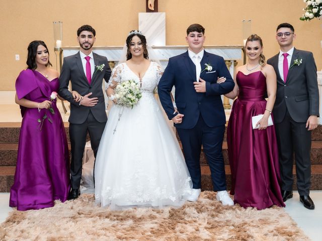 O casamento de Thiago e Maria Laura em Goiânia, Goiás 104