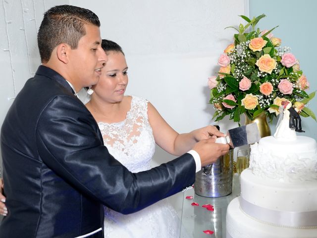 O casamento de Marcio e Helenilda em Osasco, São Paulo 18