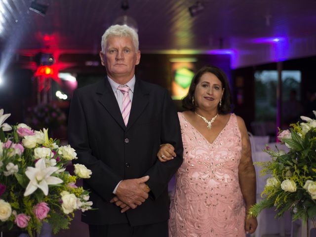 O casamento de Delcio e Patricia em Curitiba, Paraná 11